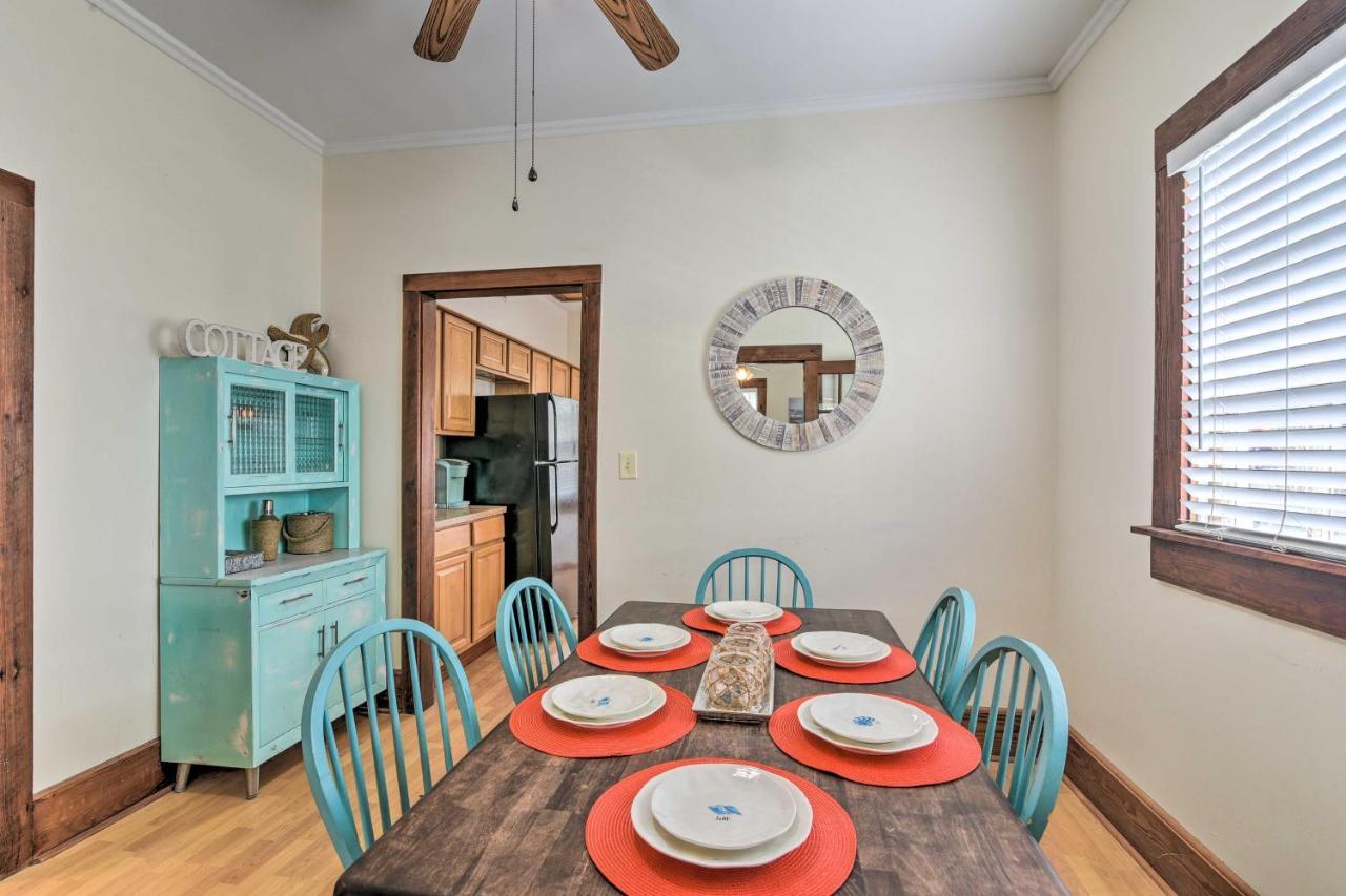 Galveston 'Blue Bungalow' - Walk To Beach! Exterior foto